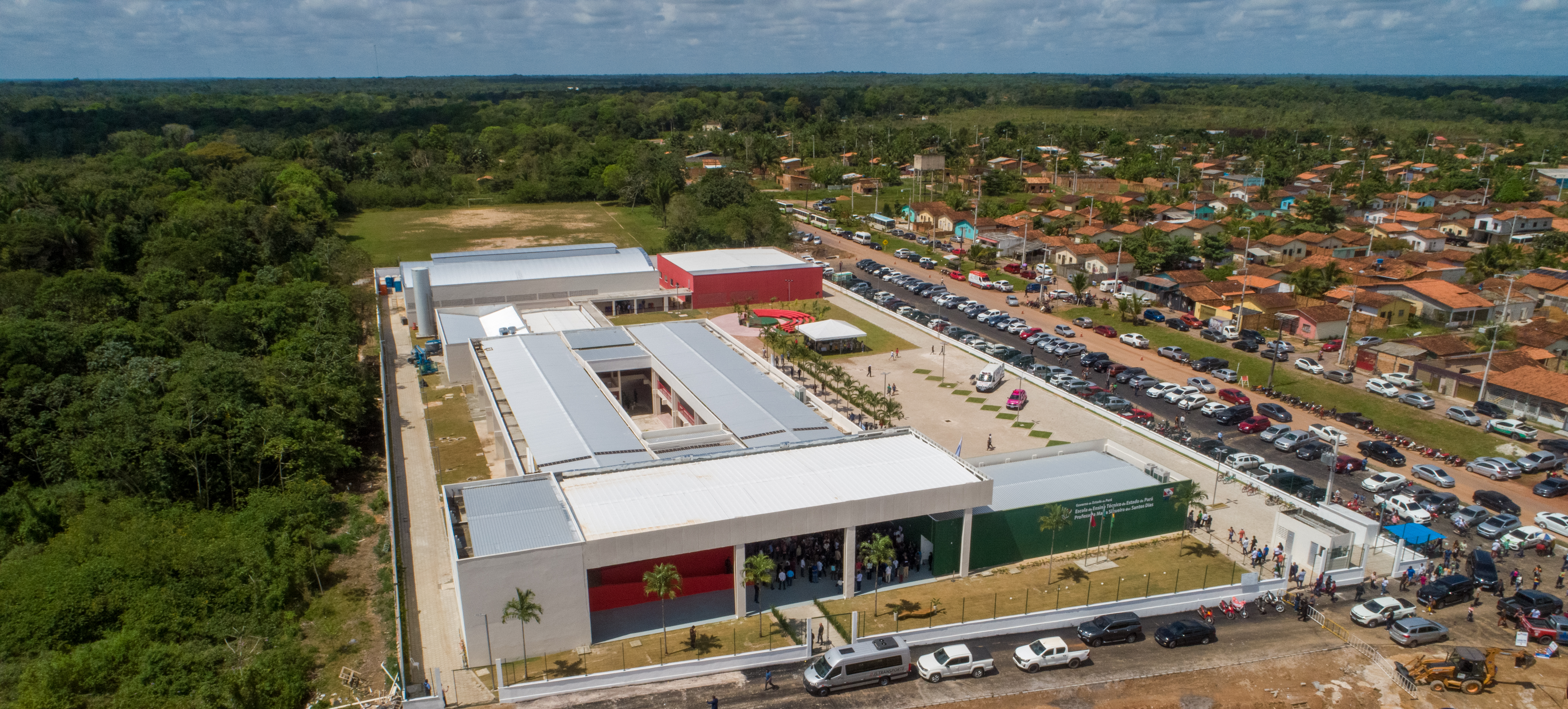 010722_Entrega Escola Técnica